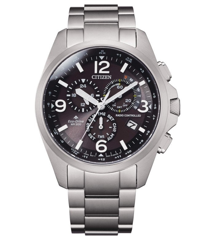 Precision Chronograph with Radio-Controlled Timekeeping