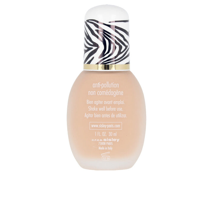 30 ml cosmetic bottle of lightweight radiant fluid foundation, shade 3C Natural
