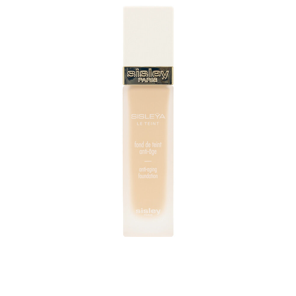 30 ml oil‑free fluid foundation in 1W1 Ecru, smooth radiant finish