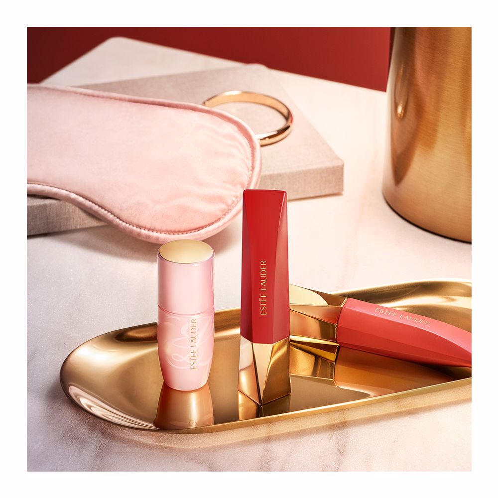 Matte mousse liquid lipstick in shade 924 with precision applicator, Unisex