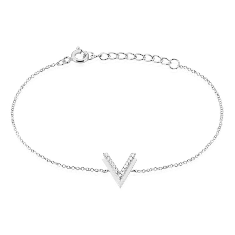 Radiant Minimalist Silver Bracelet with Crystal Accents