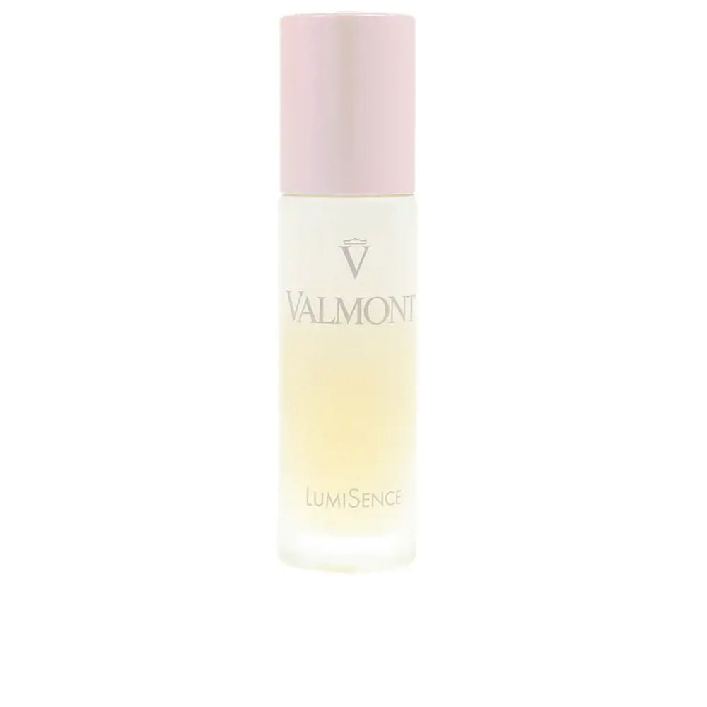 30 ml clear bottle of lightweight niacinamide pore-refining serum