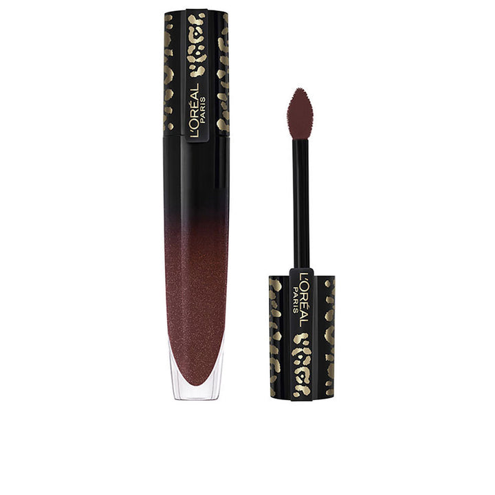 7 ml liquid matte lipstick in warm neutral shade with angled applicator