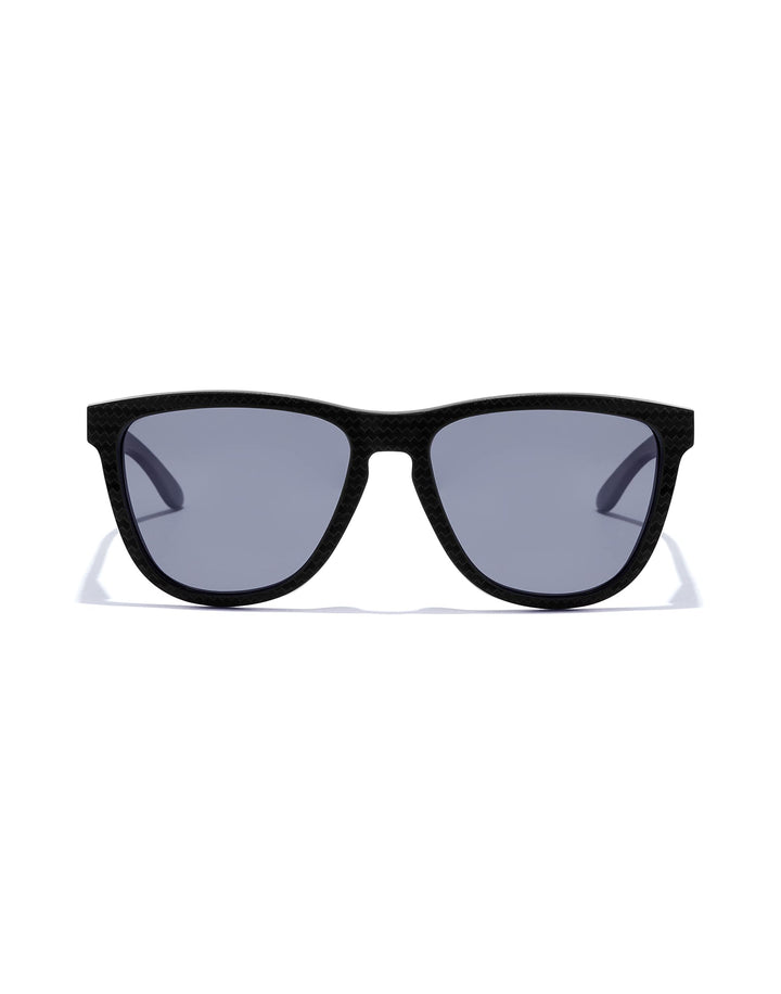 Unisex black square sunglasses with diagonal carbon-effect and blue chrome polarised lenses