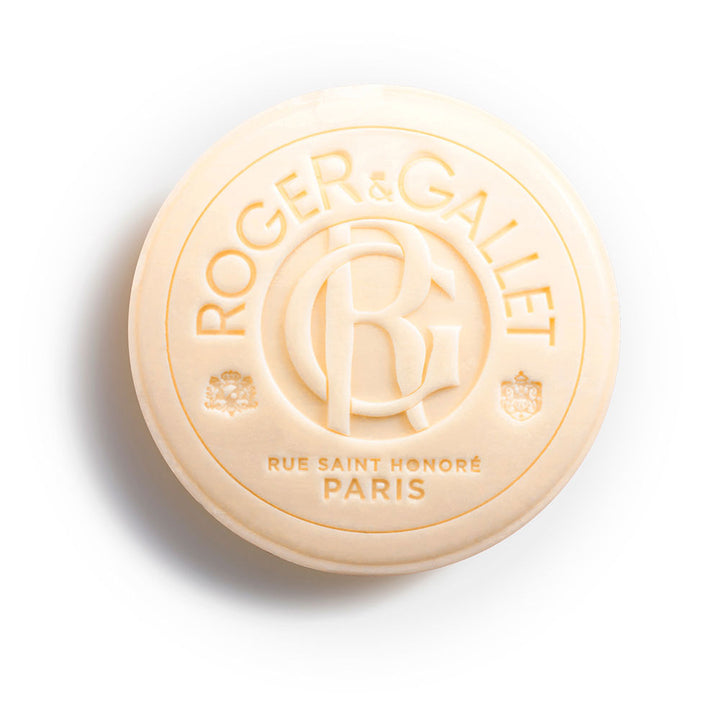 100 g botanical cleansing soap bar with citrus and berry extract details
