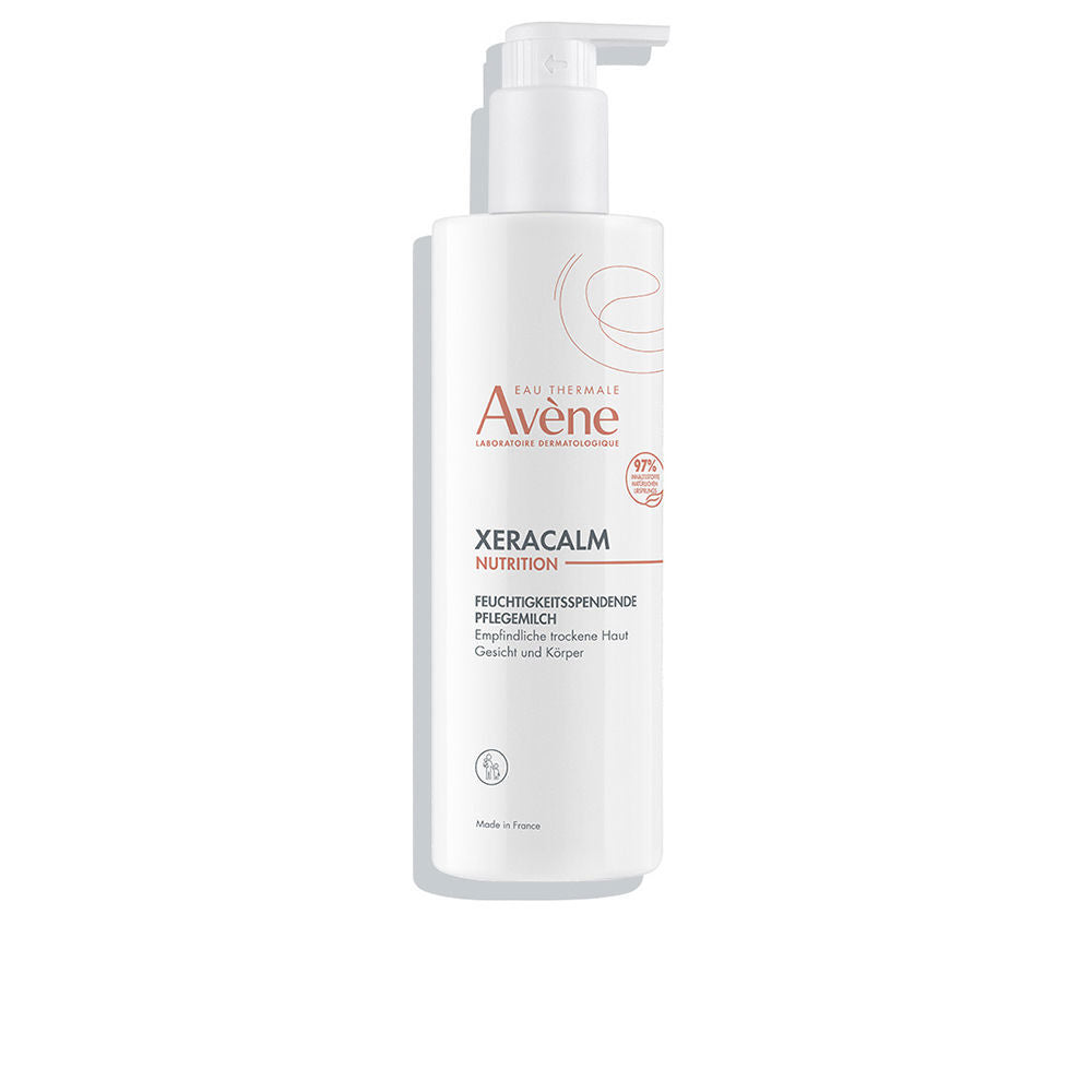 Small pump bottle of light cream emulsion, white finish, Unisex moisturiser