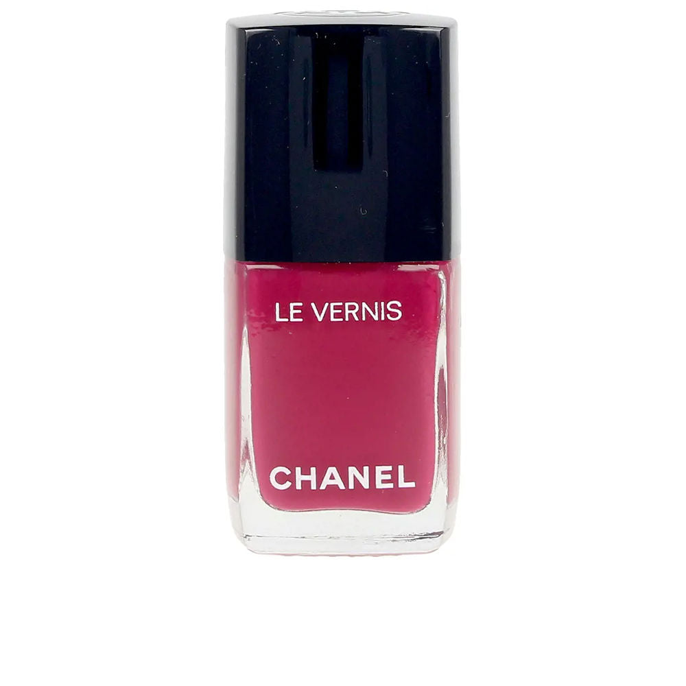 13 ml cream-finish nail lacquer bottle with flat brush, high-gloss red shade