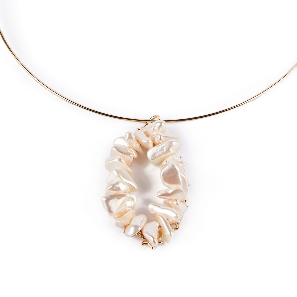 Slim rigid hoop necklace with oval pearl cluster pendant, bright gold finish