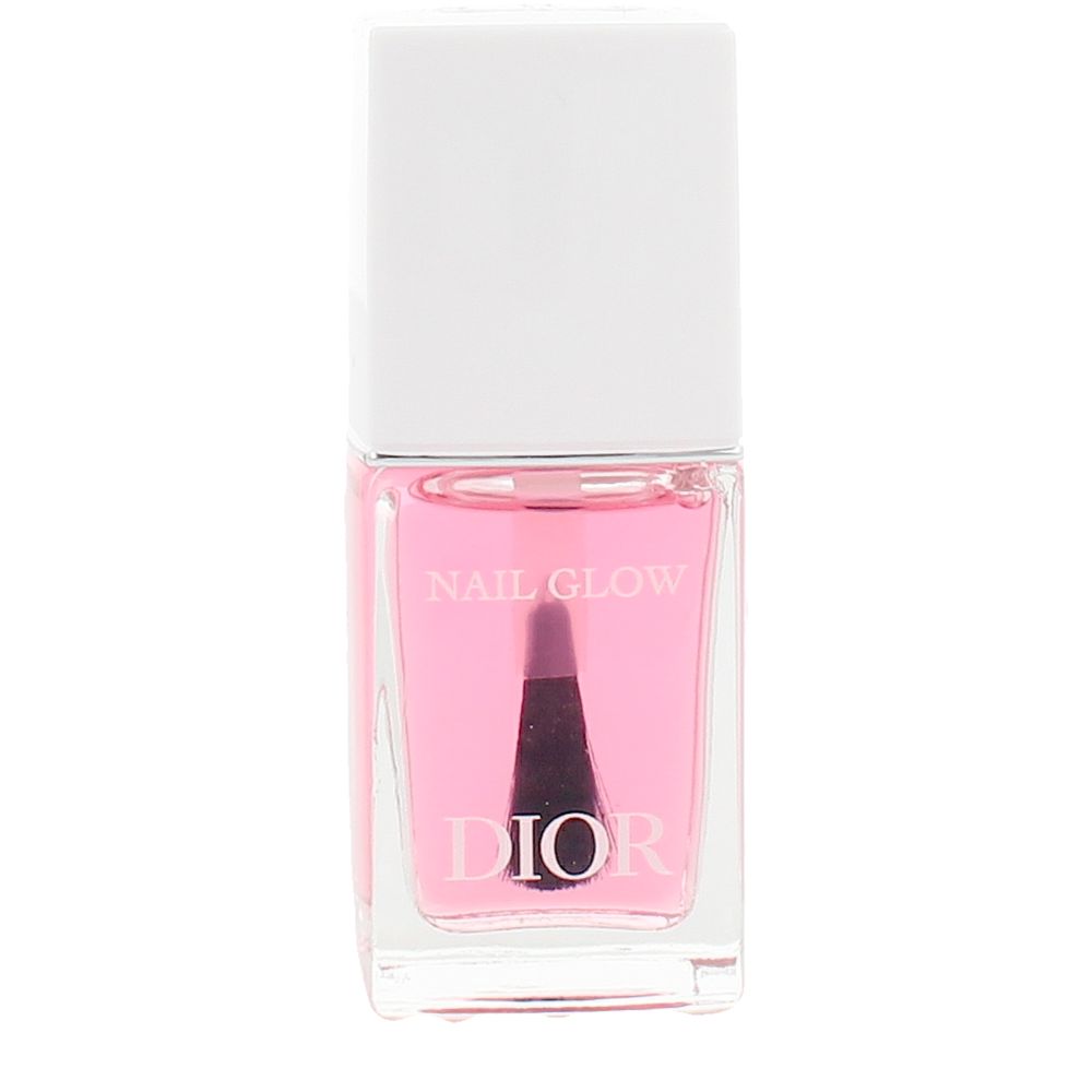 10 ml sheer rosé nail lacquer giving French-effect luminous tips