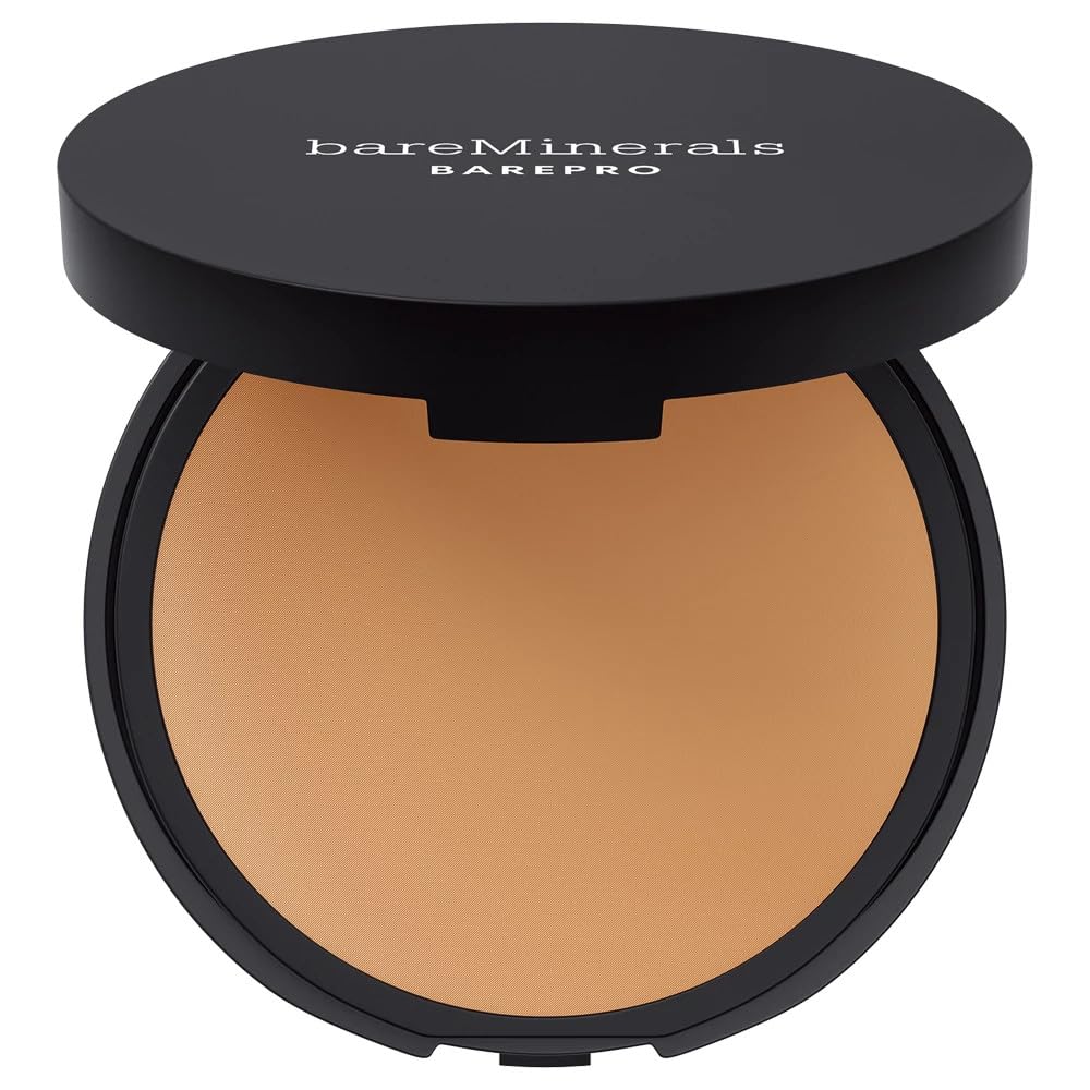 Compact pressed mineral powder in Medium 35 Cool, 8 g, matte finish