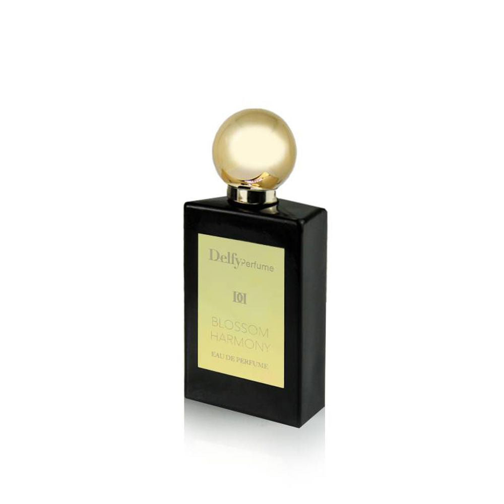 50 ml clear bottle of citrus floral almond eau de parfum, Grasse-made