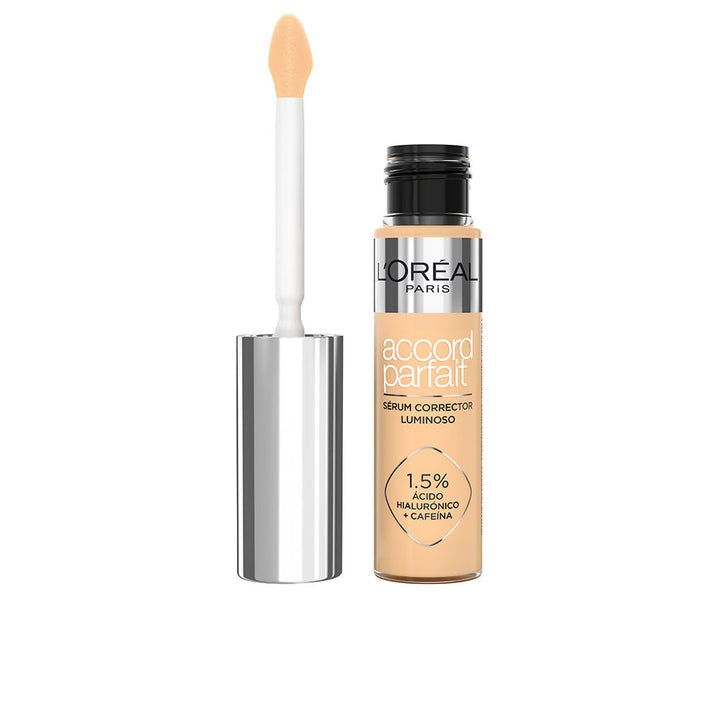 Tube of radiant serum concealer with steel applicator, 11 ml, hydrating formula