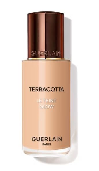 30 ml bottle of radiant terracotta fluid foundation, light-reflecting finish, Unisex