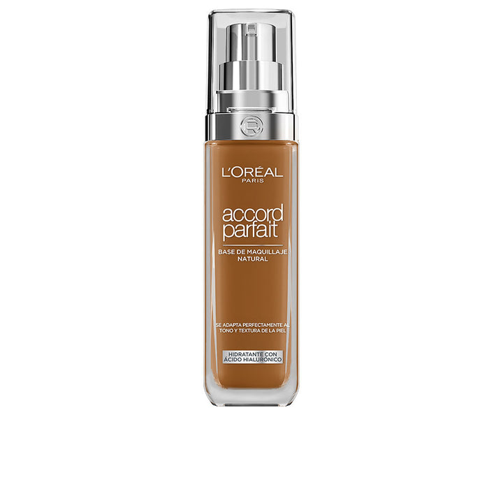 30 ml hyaluronic liquid foundation in neutral shade, smooth creamy texture