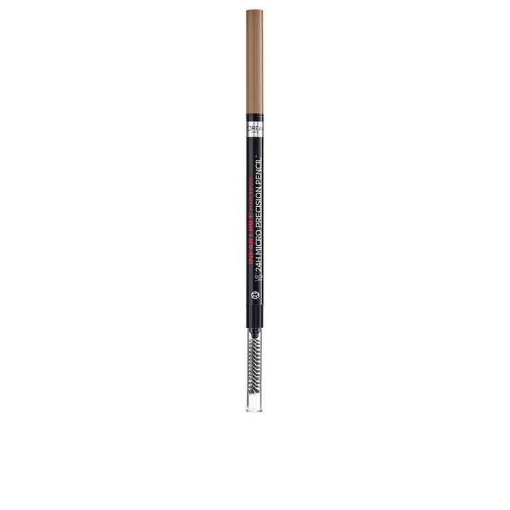 Slim auburn eyebrow pencil with extra-fine oval tip, 1 g compact pencil